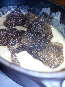 bar-a-truffes-peyrassol-paris-oeuf-mollet