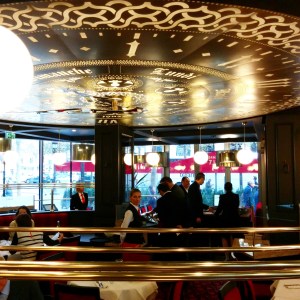 plafond horloge brasserie alsace 