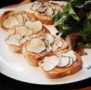 pain beurre truffe d'été artisan de la truffe foodwineandstyle